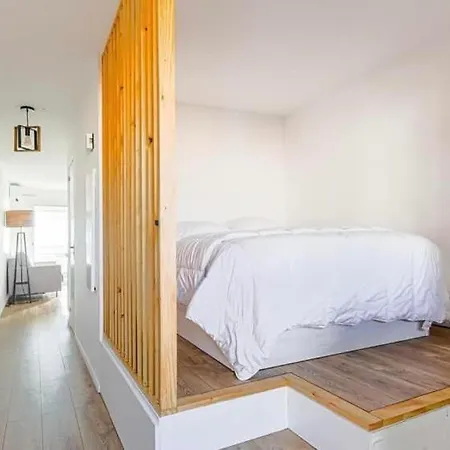 Cote D'azur Charm, With Panoramic Seaview In Apartment
