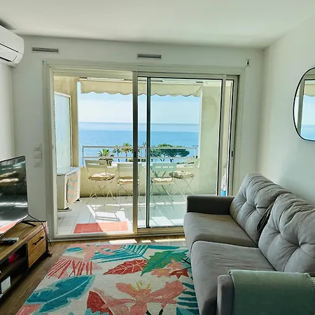 Cote D'azur Charm, With Panoramic Seaview In Apartment