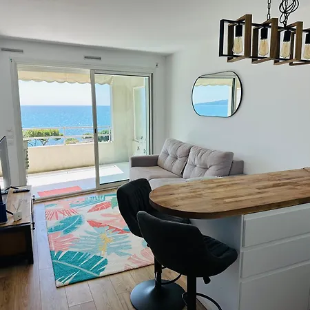 Cote D'azur Charm, With Panoramic Seaview In Apartment *